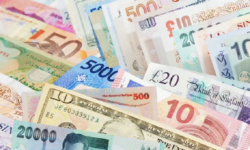 Tỷ giá ngoại tệ ngày 22/10: USD bán ra trên 26.000 đồng