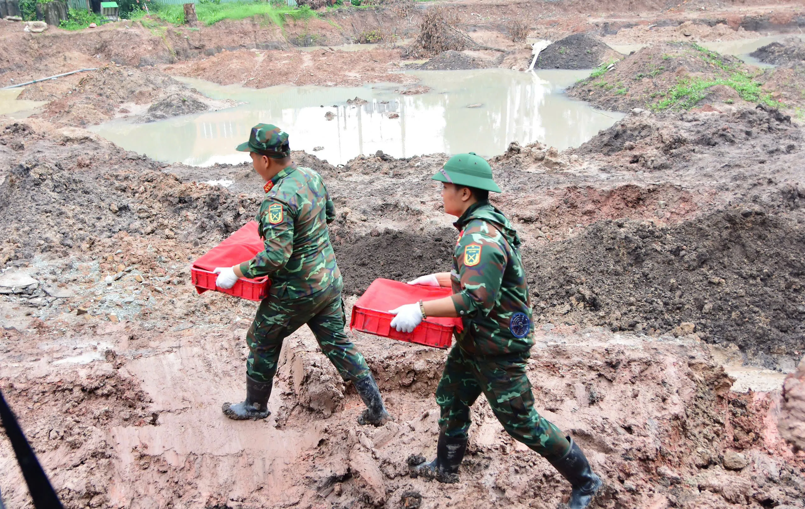 Ngày 23/10, quy tập thêm 12 hài cốt liệt sĩ tại Công viên Lê Thị Riêng - Ảnh 3.