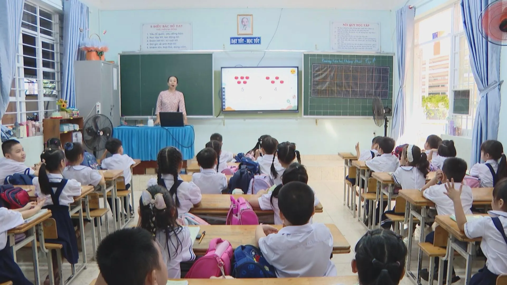 Giảm trừ thuế thu nhập cá nhân: Khoản chi giáo dục nào được tính? - Ảnh 1.