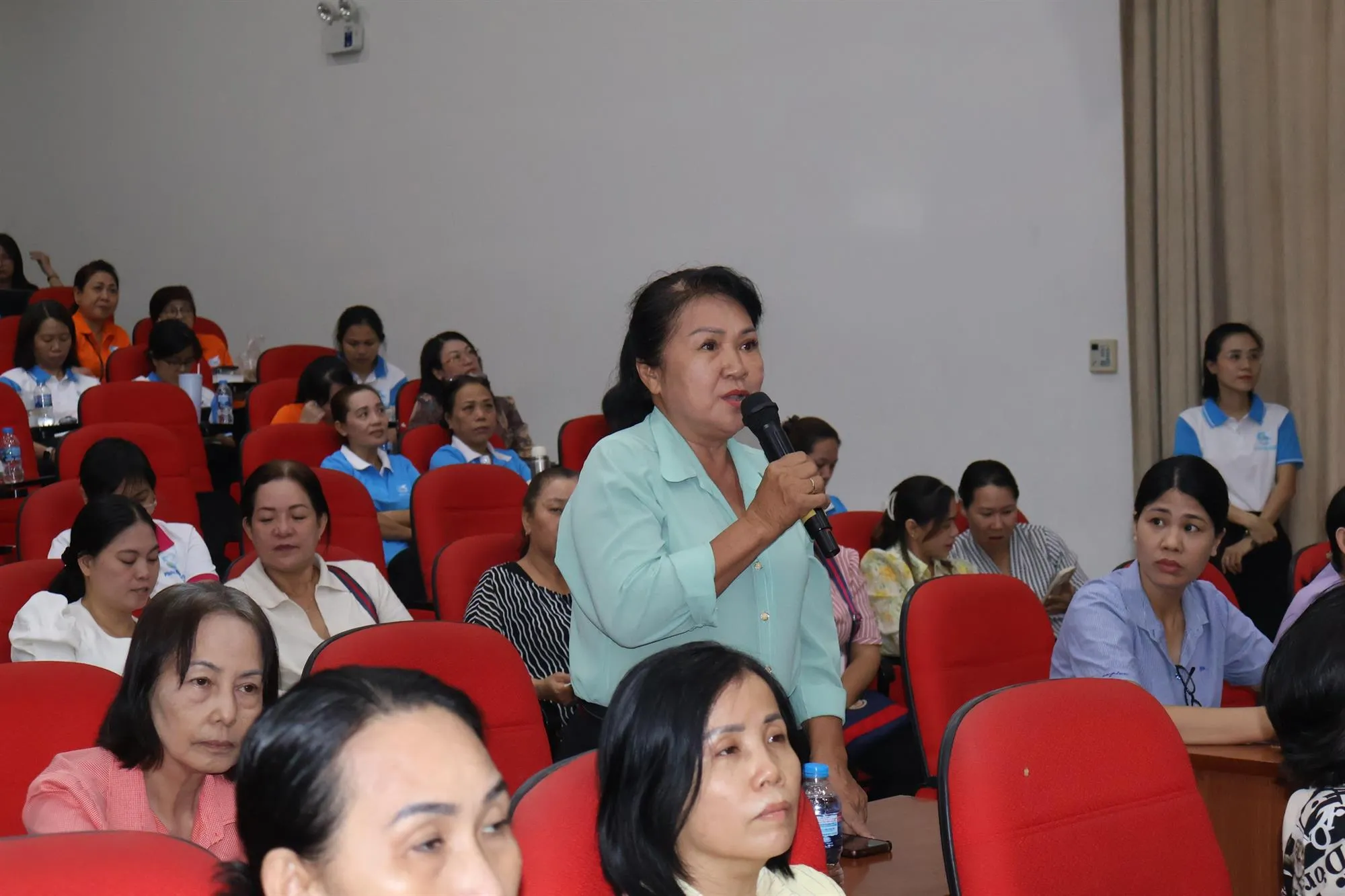 Quang cảnh tại Hội trường - Ảnh: Kim Anh