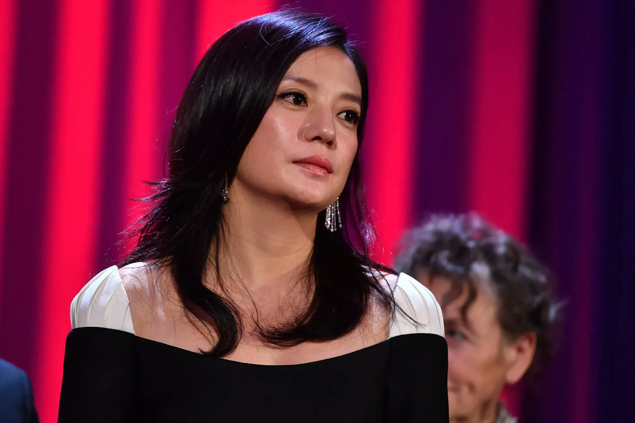 china-bans-actress-zhao-wei-from-stock-trading-for-five-years-bloomberg