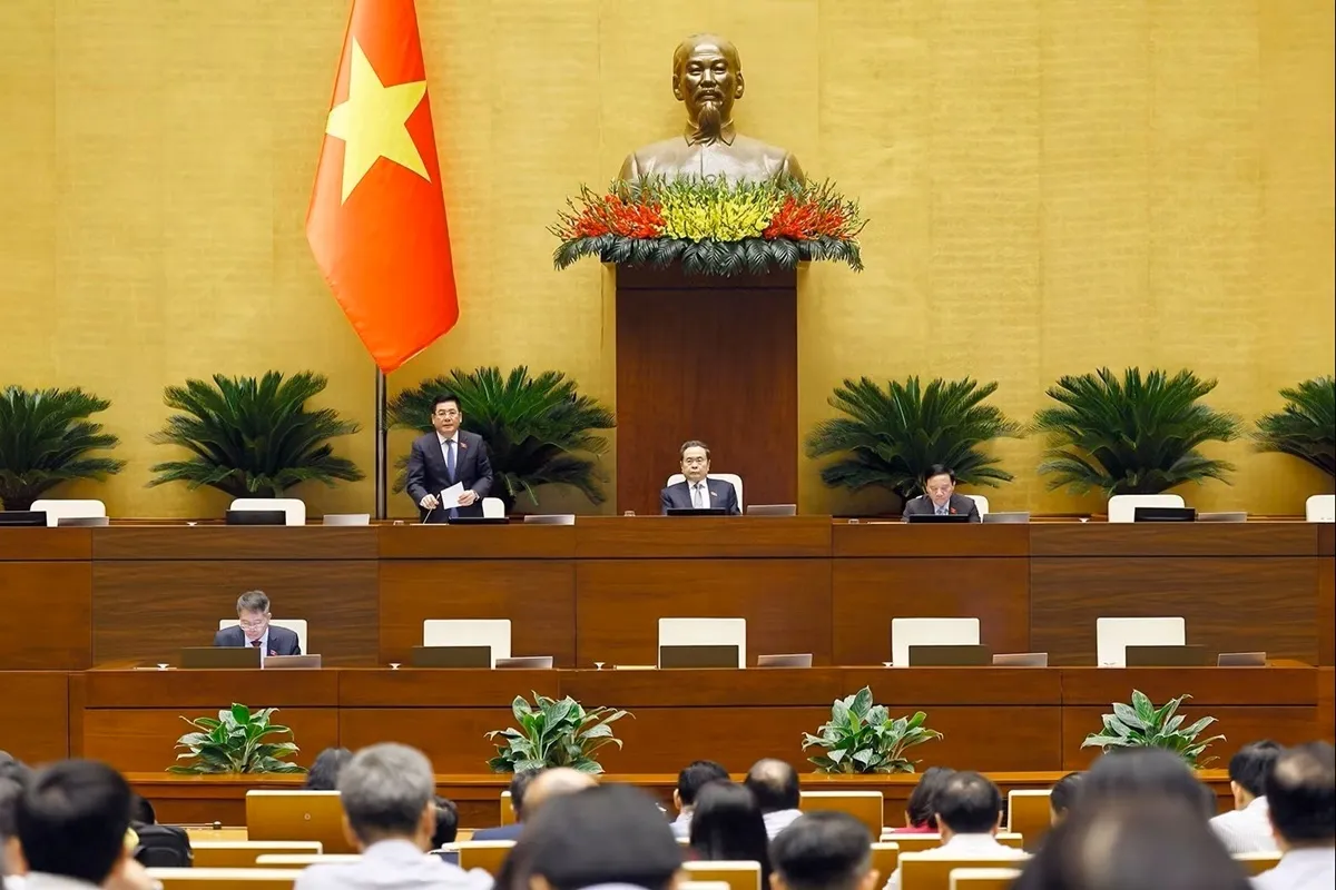 Phó Chủ tịch Quốc hội Nguyễn Hồng Diên phát biểu tại phiên họp ngày 22-10-2026