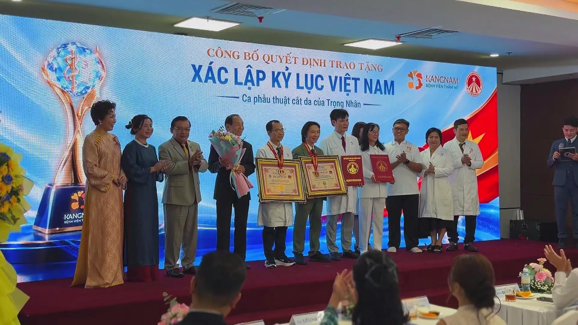 Logistics 5.0: Chuyển đổi kép trong quá trình tái cấu trúc chuỗi cung ứng Việt Nam | Thời sự trưa HTV ngày 25/10/2026- Ảnh 4. Logistics 5.0: Chuyển đổi kép trong quá trình tái cấu trúc chuỗi cung ứng Việt Nam | Thời sự trưa HTV ngày 25/10/2026- Ảnh 4.