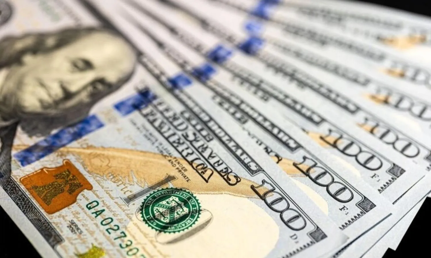 Giá USD giảm mạnh, yen Nhật bật tăng sau một tuần giao dịch