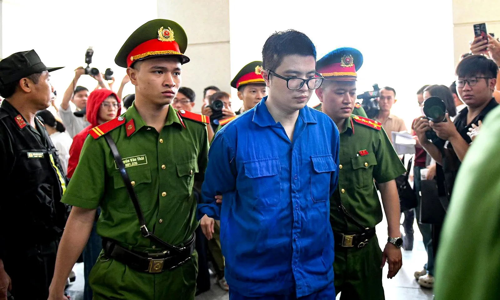 Luật sư đề nghị giám định tâm thần Mr Pips trước khi xét xử vụ lừa đảo gần 1.600 tỉ đồng