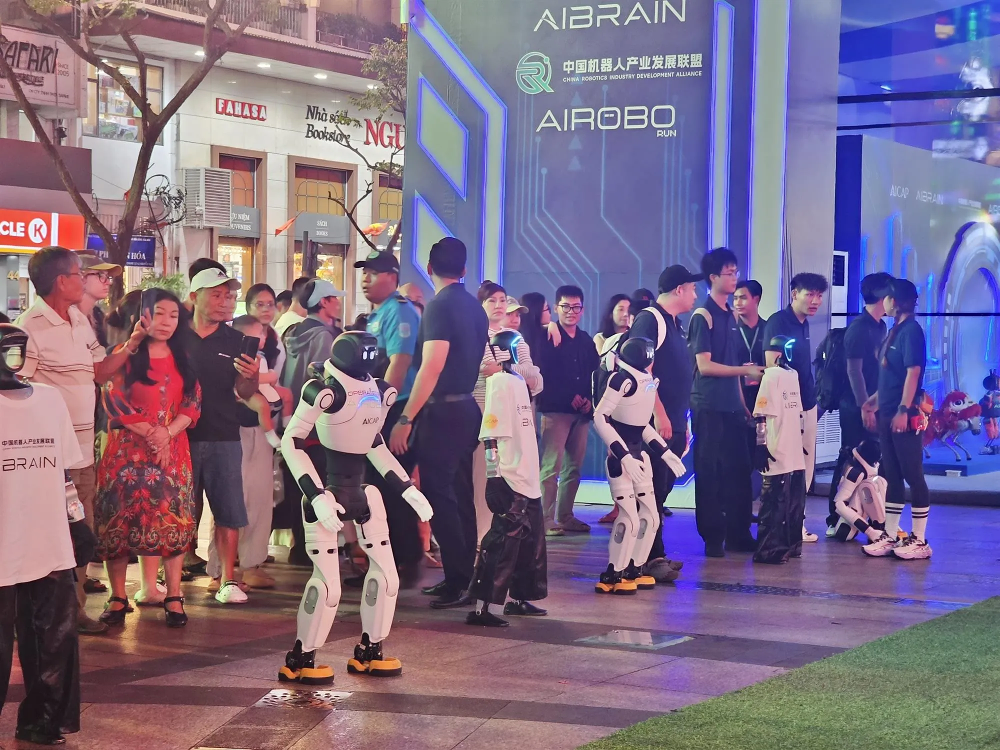 Những màn trình diễn robot thông minh trở thành điểm nhấn tại GRECO 2026