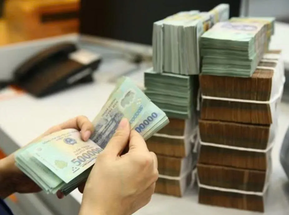 Nhiều chính sách tài chính-ngân hàng chính thức có hiệu lực từ tháng 11 - Ảnh 1. Nhiều chính sách tài chính-ngân hàng chính thức có hiệu lực từ tháng 11 - Ảnh 1.
