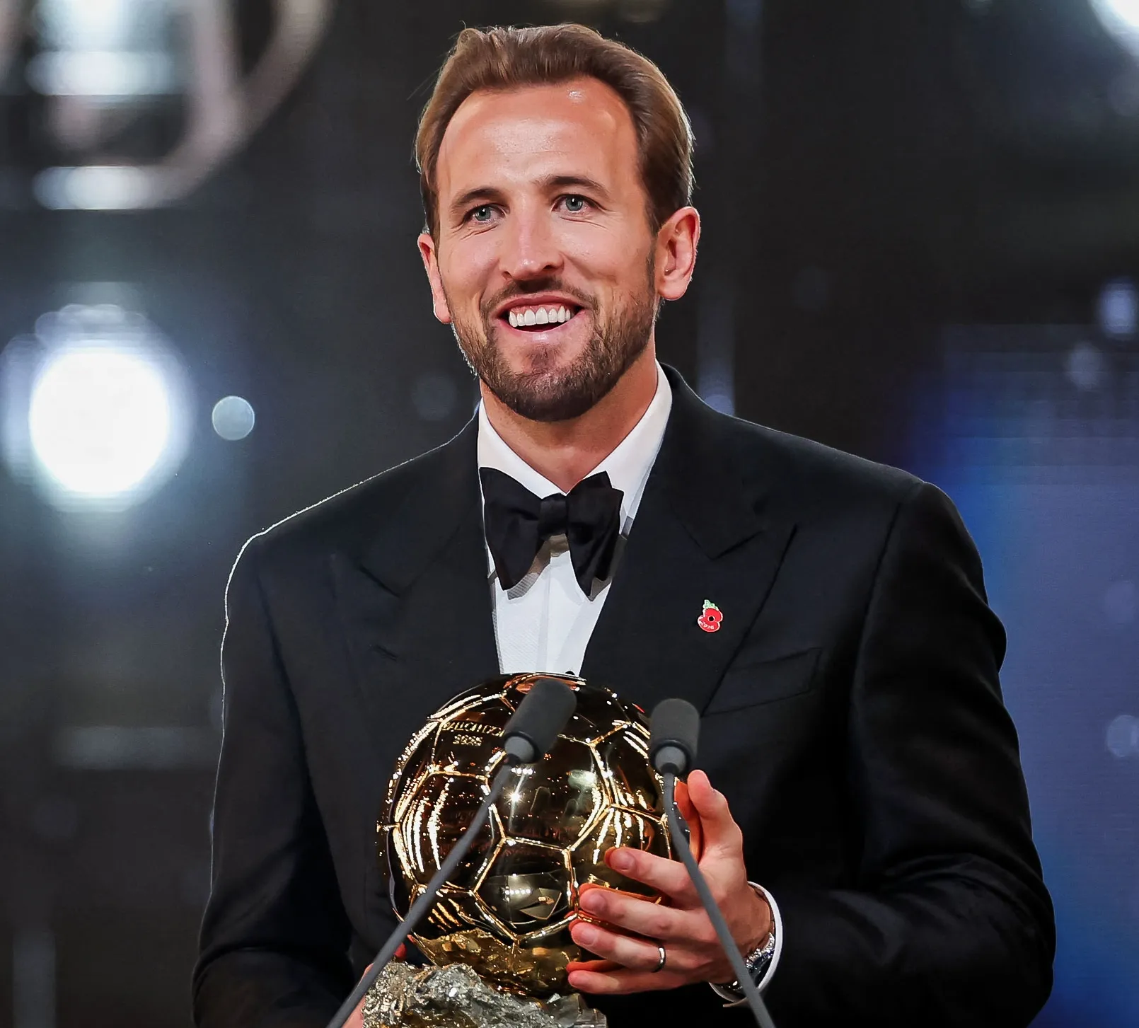 kane-qua-bong-vang
