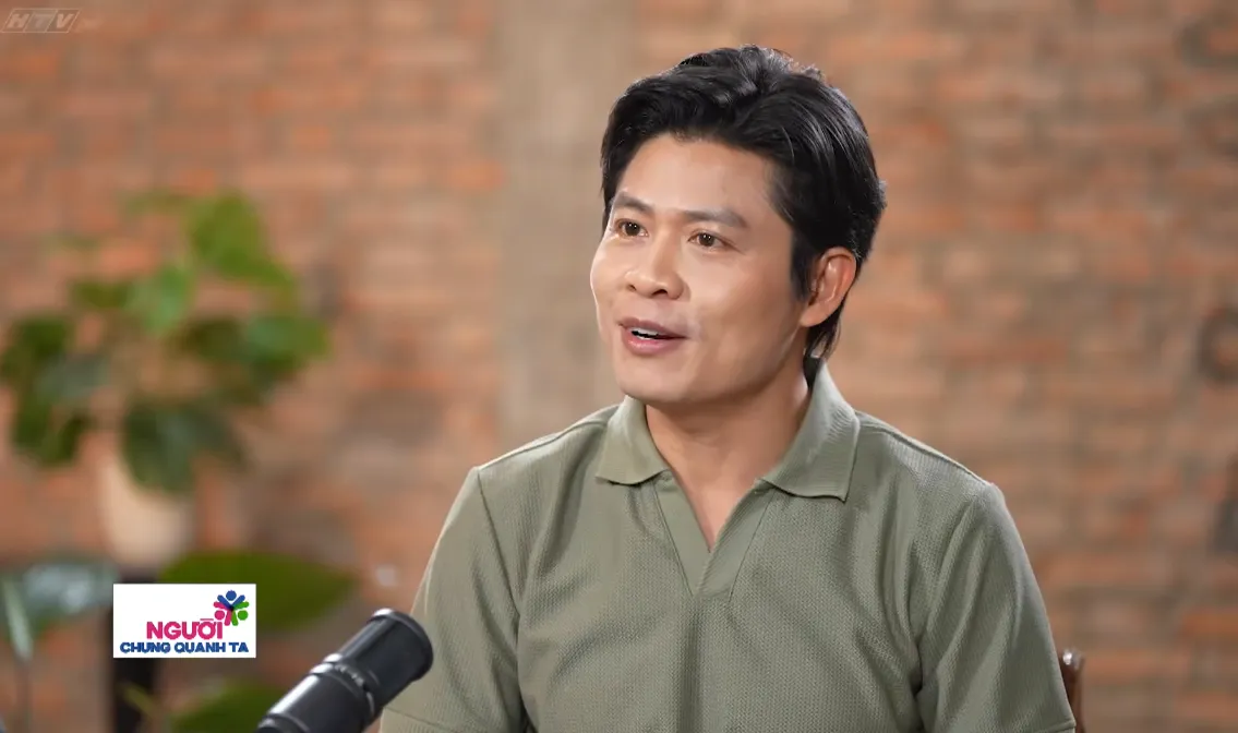 Anh Tông chia sẻ, bên cạnh việc chăm sóc đàn ngựa, anh còn hướng dẫn những người muốn học cưỡi ngựa