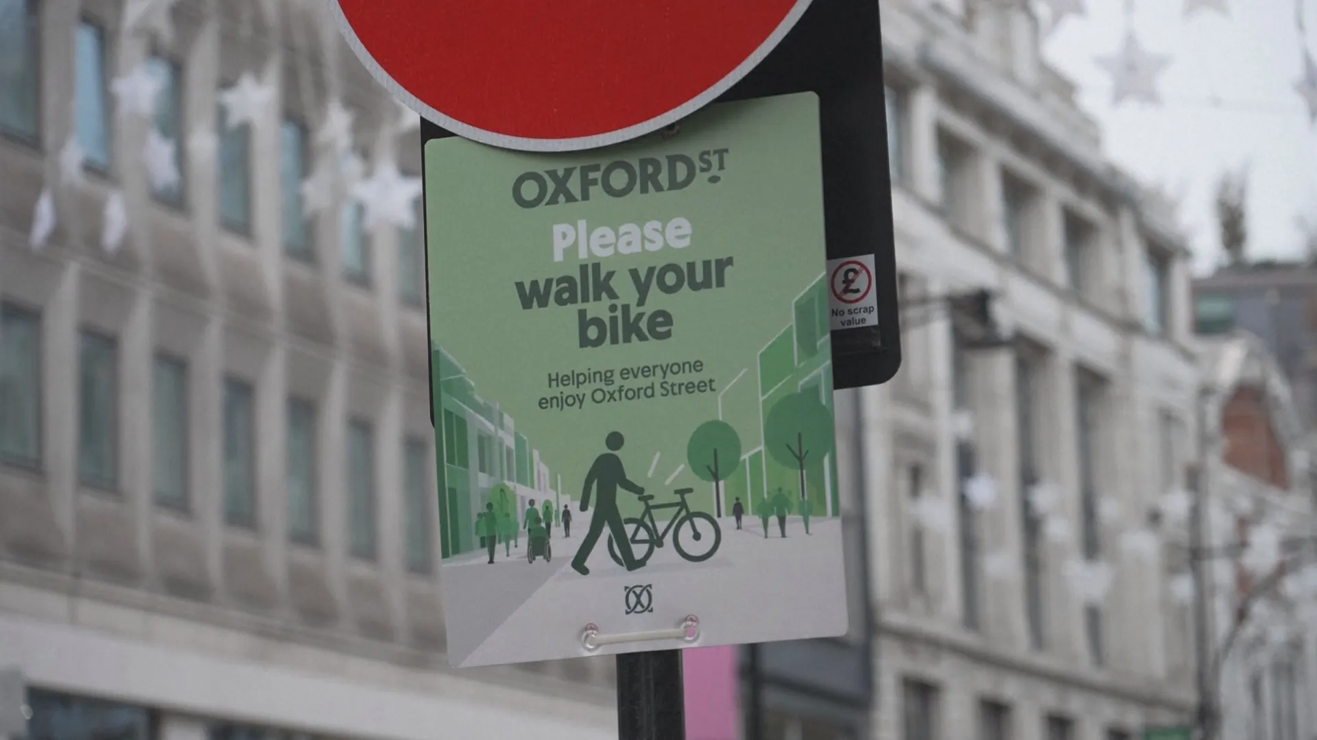 Anh: Thủ đô Luân Đôn cấm phương tiện giao thông trên đường Oxford  - Ảnh 1.