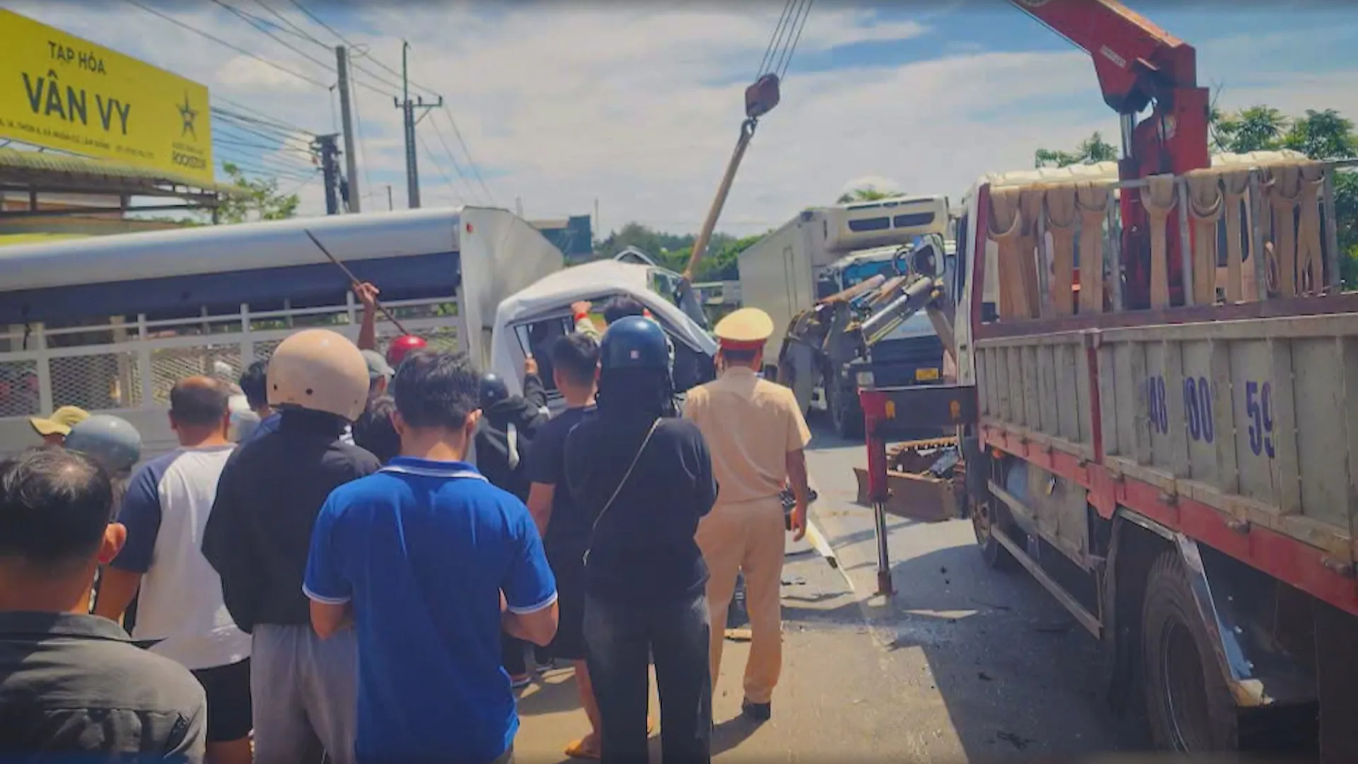 TP. Hồ Chí Minh: triều cường cao bất thường, ảnh hưởng lớn đến sinh hoạt | 60 Giây Sáng ngày 28/10/2026 - Ảnh 3.