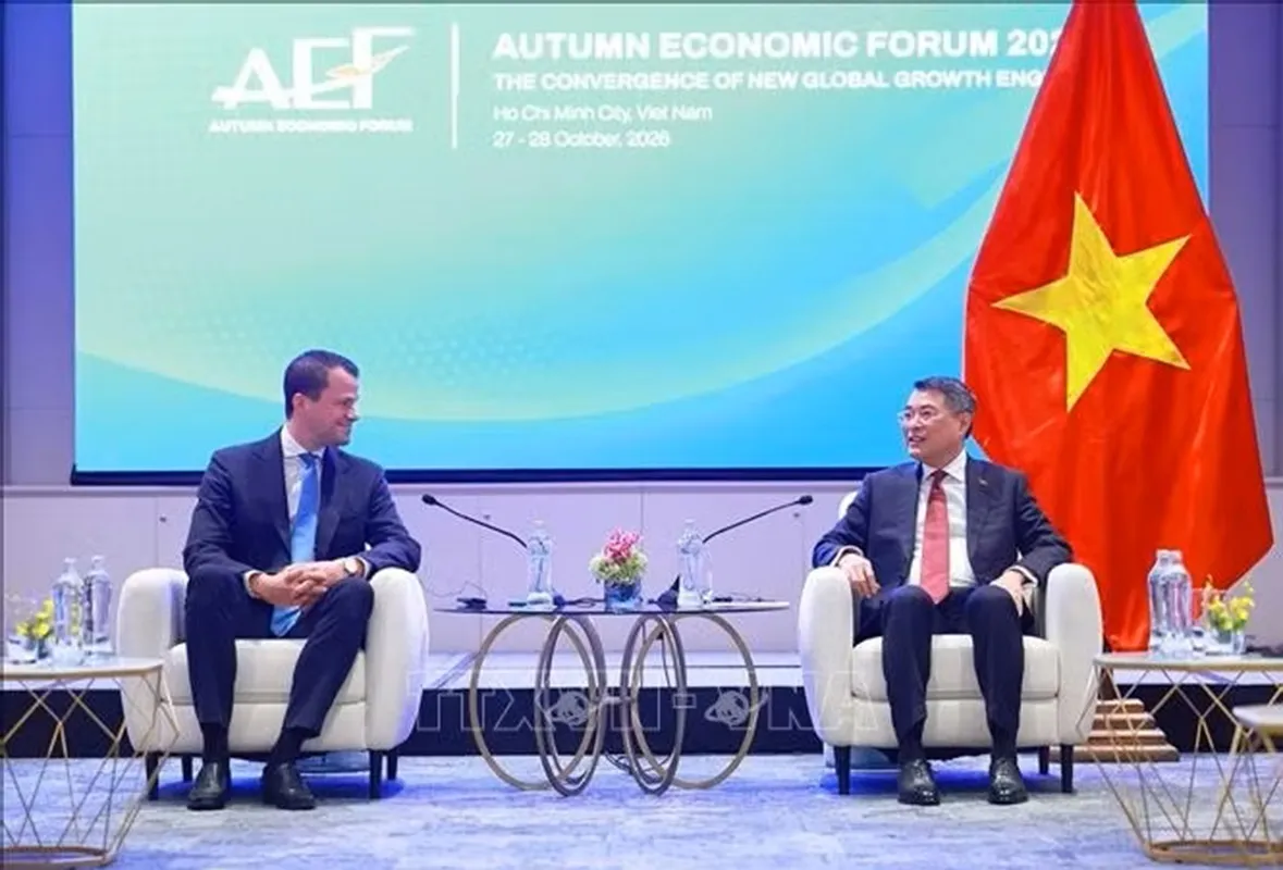 Thủ tướng Lê Minh Hưng tiếp Giám đốc điều hành Diễn đàn Kinh tế Thế giới (WEF) Stephan Mergenthaler - h1