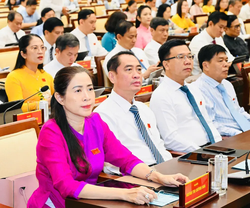 Các đại biểu tham dự Kỳ họp