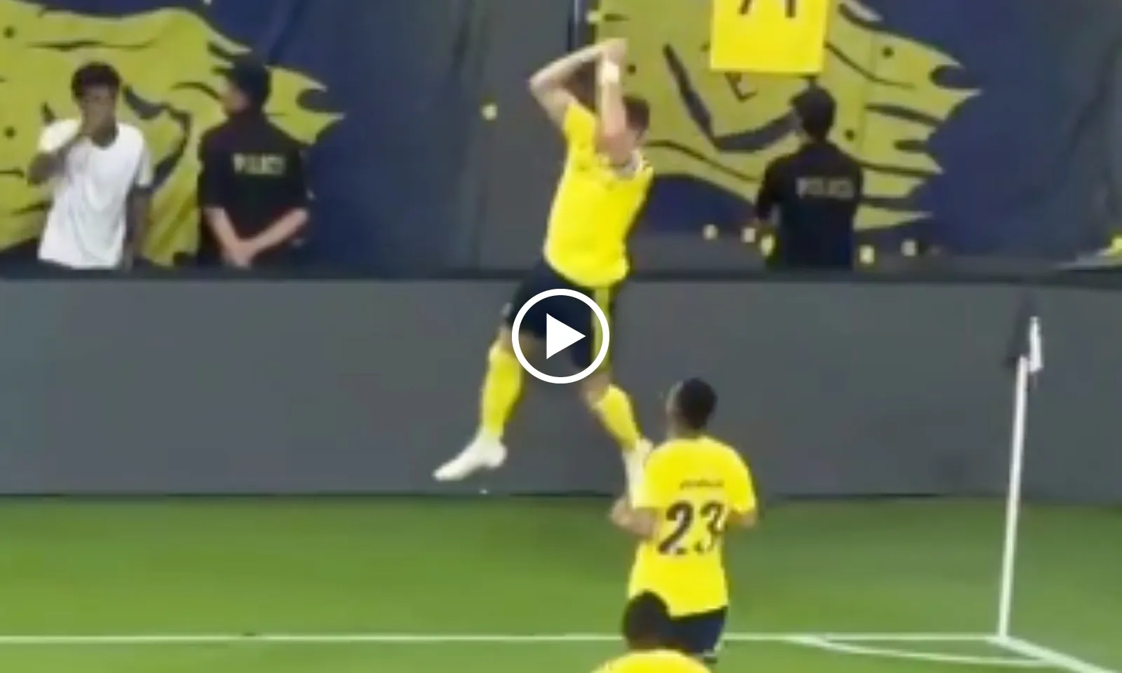 VIDEO: Ronaldo lập hat-trick 15 phút, đăng đàn đáp trả tranh cãi giải BOAT