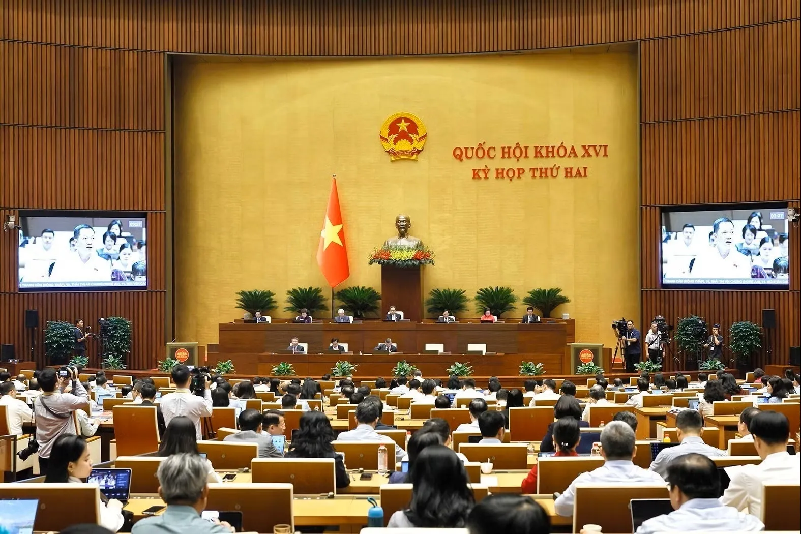Quang cảnh phiên họp Quốc hội sáng 31/10/2026. Ảnh: Doãn Tấn/TTXVN