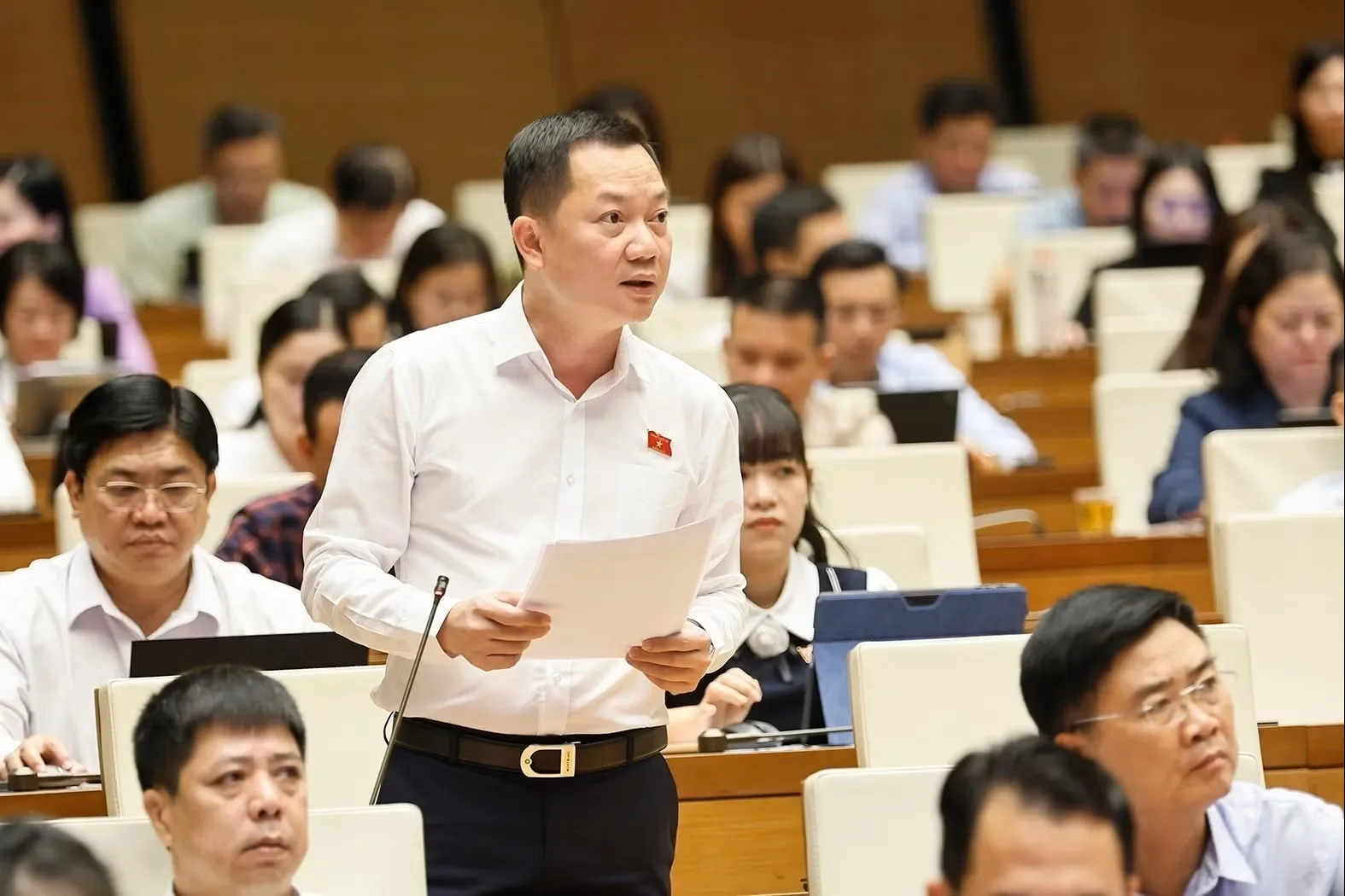 Đại biểu Quốc hội thành phố Đồng Nai Trịnh Xuân An phát biểu tại Quốc hội. Ảnh: Doãn Tấn/TTXVN