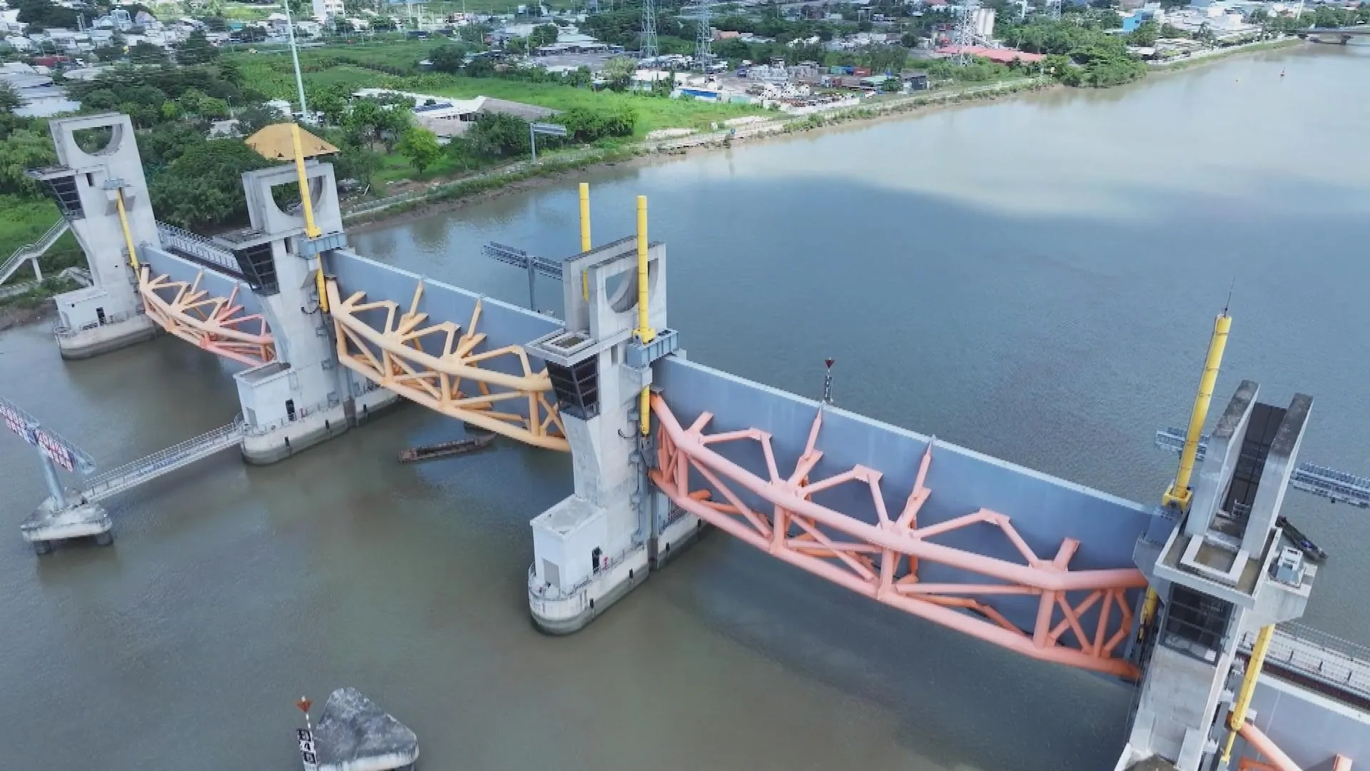 TP. Hồ Chí Minh: Đồng bộ hạ tầng để phát huy nguồn lực chống ngập - Ảnh 2.