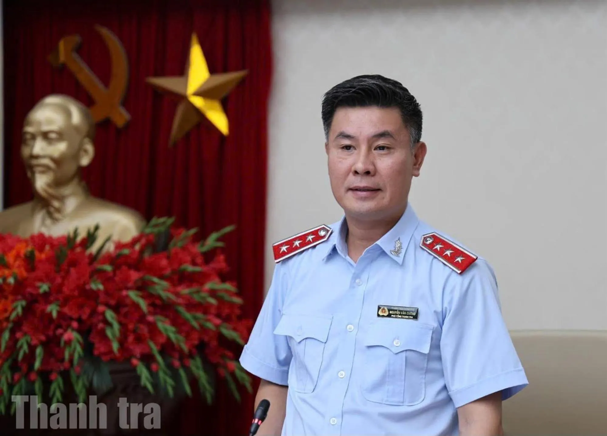 Phó tổng thanh tra Nguyễn Văn Cường ký ban hành kết luận trách nhiệm của Đại học Quốc gia Hà Nội trong việc thực hiện cơ chế tự chủ giai đoạn 2021-2024 - Ảnh: TTCP