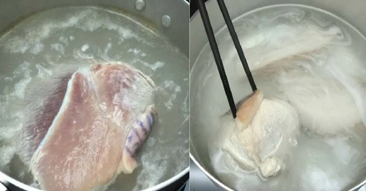 Luộc thịt bằng nước sôi hay nước lạnh mới ngon và loại bỏ được chất bẩn