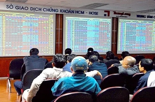 Thị trường chứng khoán trong tuần: VN-Index không vượt mốc 1.025 điểm như kỳ vọng