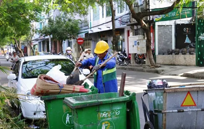 Muốn sạch phải nghiêm