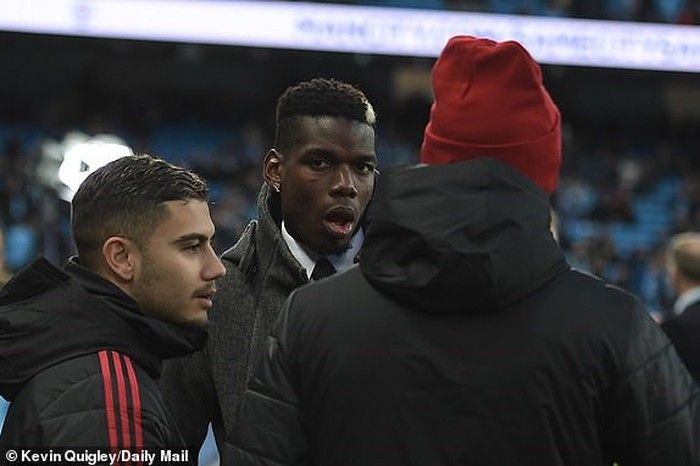 Vì sao Pogba vắng mặt ở trận derby Manchester?