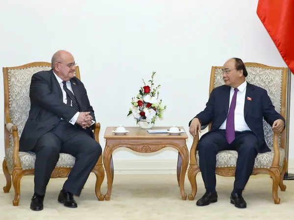 Thủ tướng Nguyễn Xuân Phúc tiếp Đại sứ Brazil đến chào từ biệt