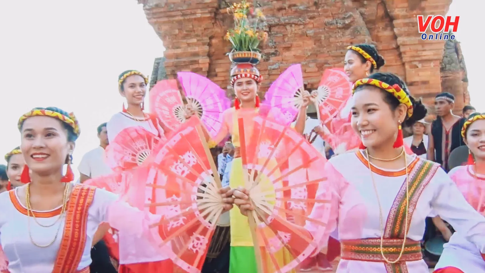Katê: Lễ hội văn hóa lớn của người Chăm 