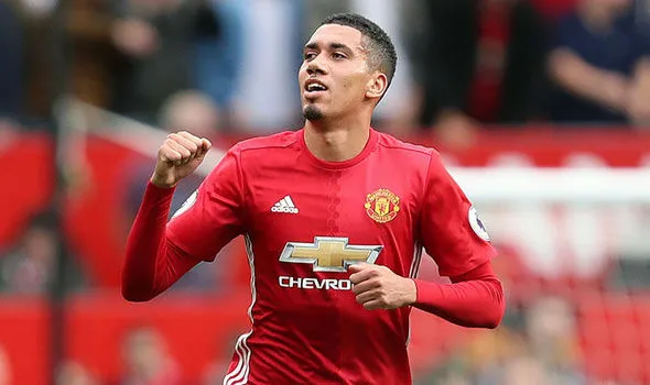 Tin thể thao 22/11: Smalling sắp được MU thưởng lớn