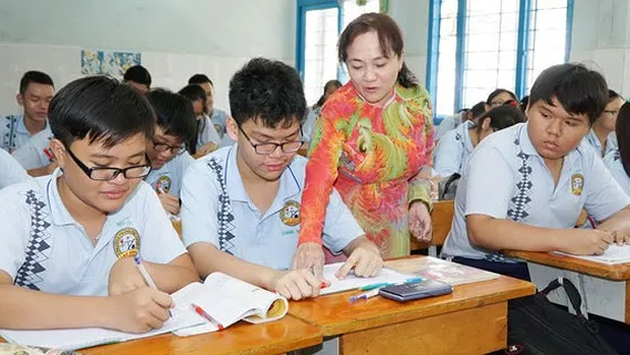 Trình chính sách giảm học phí bậc THCS tại kỳ họp HĐND tháng 12