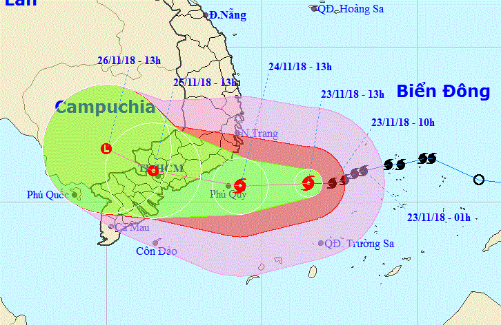 Chiều nay 23/11, bão số 9 tiếp tục mạnh lên khi đang hướng vào bờ