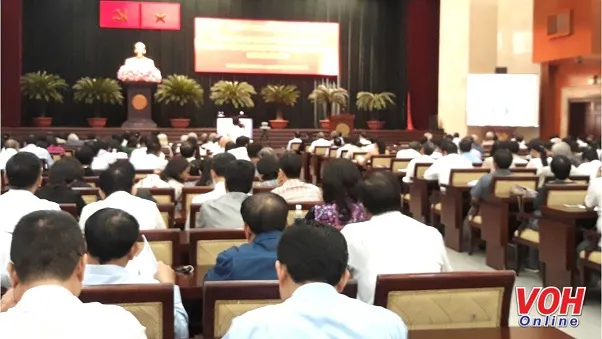 Cán bộ toàn quốc học tập nội dung hội nghị Trung ương 8