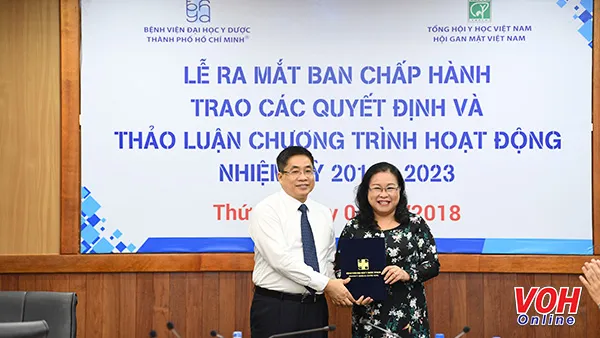 Hội Gan Mật Việt Nam chung tay đánh gục vi-rút viêm gan