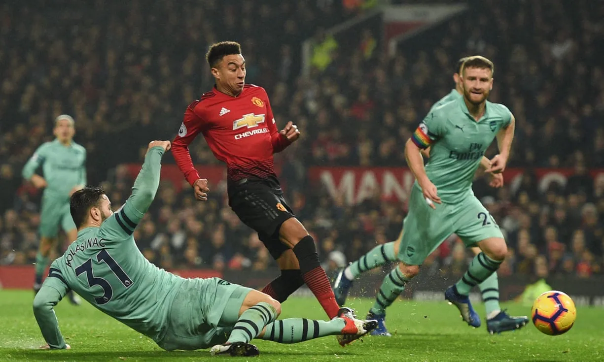 Tin thể thao 7/12: Arsenal cần bớt ngây thơ và “bẩn” hơn