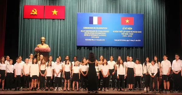 Kỷ niệm 45 năm thiết lập quan hệ ngoại giao Việt Nam – Pháp