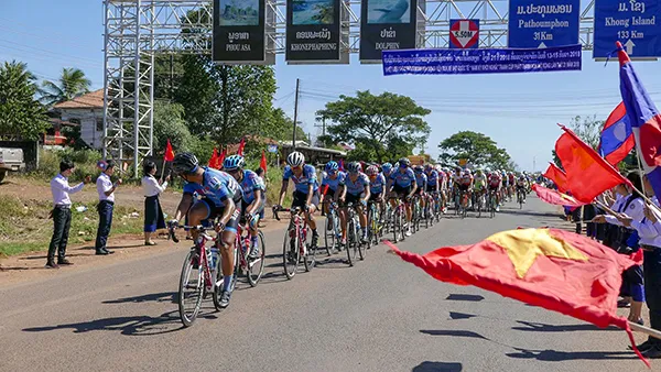 Trực tiếp chặng 4 Cuộc đua xe đạp Nam Kỳ Khởi Nghĩa 2018: Từ Stungtreng (Campuchia) - Pakse (Lào)