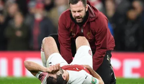 Tin thể thao 25/12: Sao Arsenal nghỉ 6 tuần vì gãy xương bàn chân