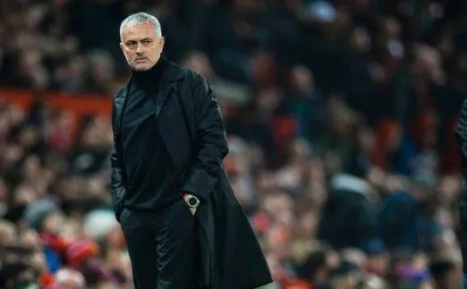 Tin thể thao 24/12: Người M.U trách dư luận bạc bẽo với Mourinho