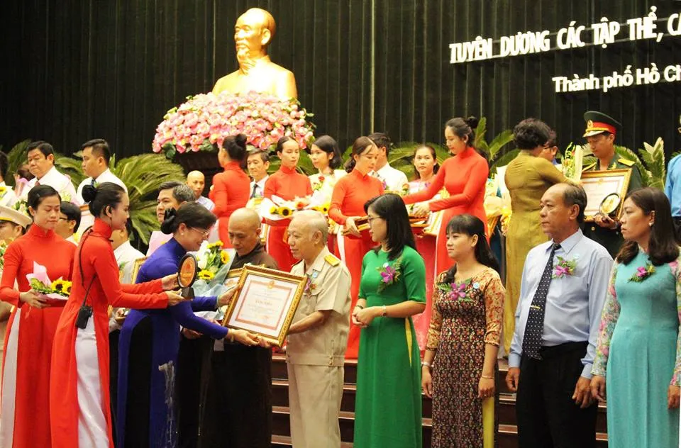 Ấm lòng với phòng khám từ thiện của Hội cựu chiến binh phường 3 quận Gò Vấp