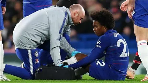 Tin bóng đá 03/01: Chelsea nhận tin buồn từ Willian