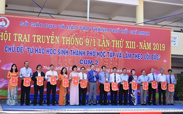 Hơn 10.000 học sinh tham gia hội trại truyền thống học sinh sinh viên 9/1