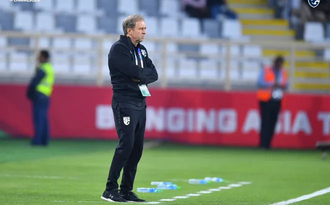 Thất bại trước Ấn Độ, Thái Lan ngay lập tức sa thải HLV Rajevac