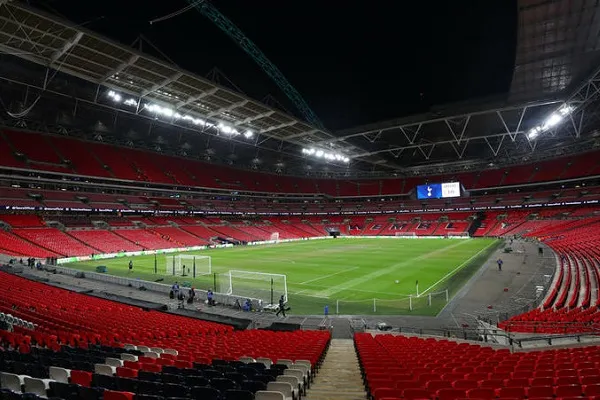 Tin thể thao 10/1: Tottenham tiếp tục câu giờ ra mắt SVĐ mới