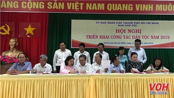 Bồi dưỡng kiến thức và kỹ năng cho cán bộ làm công tác dân tộc