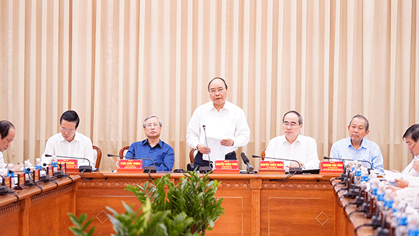 Thủ tướng: Cùng làm, cùng tiến tới để đưa TPHCM phát triển mạnh mẽ hơn
