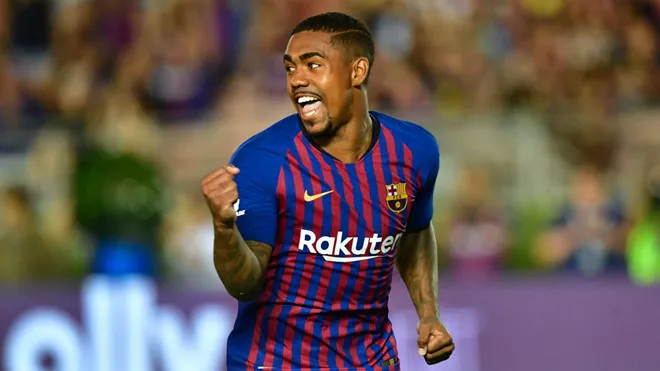 Tin bóng đá 17/01: Roma bất ngờ muốn giải cứu Malcom