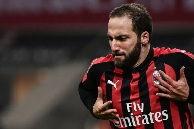 Tin bóng đá 18/01: Gonzalo Higuain sẽ mặc áo số mấy ở Chelsea?