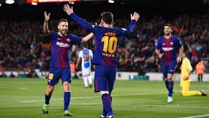 Kết quả bóng đá hôm nay 21/1: Messi giúp Barca củng cố ngôi đầu