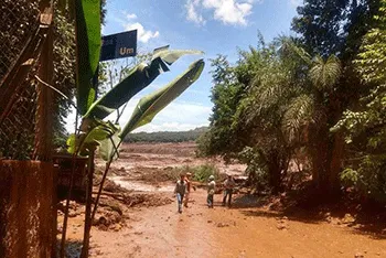 Brazil: Vỡ đập hồ chứa nước thải, ít nhất 200 người mất tích