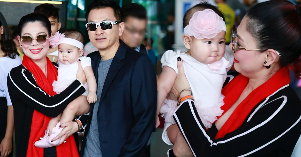 Búp bê Thanh Thảo lần đầu đưa con gái về Việt Nam ăn Tết